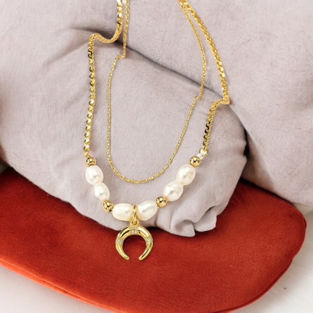 NEW 18K yellow gold plated freshwater pearl CZ horn necklace jewelry B22A